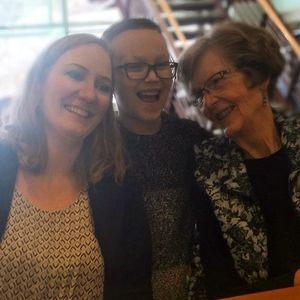 Meet your Posher, Angela